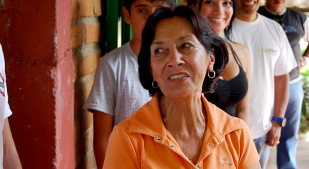 Alba Nelly Hurtado and her family welcome us to El Recuerdo